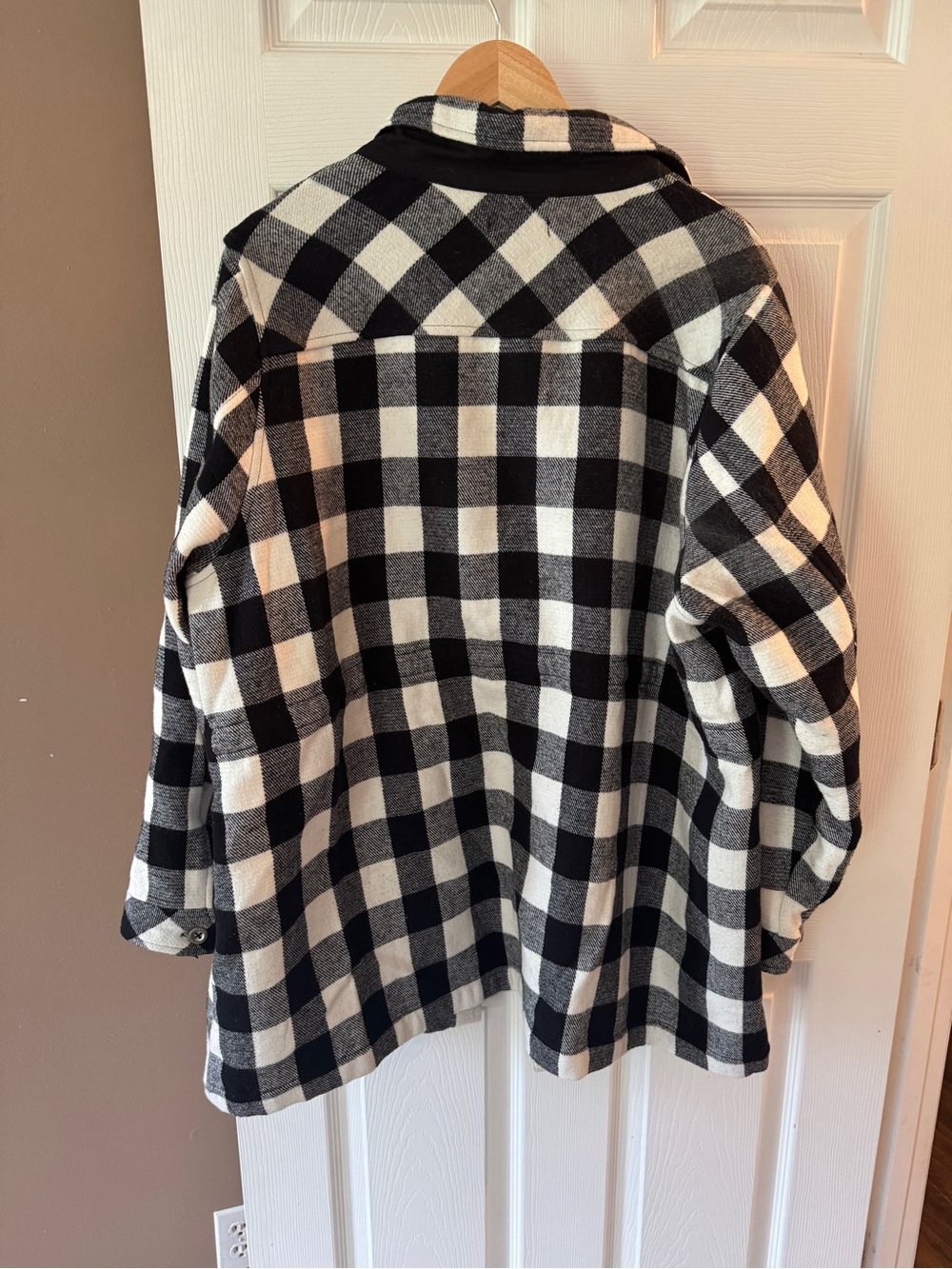 torrid Black & White Buffalo Plaid Shacket - Picture 3 of 3